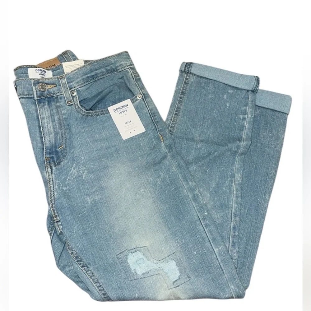 Levi’s Denizen Taper Leg Jeans